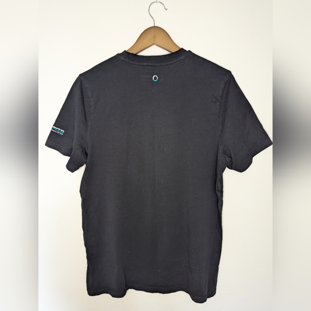 Mercedes F1 Petronas Tee size Large - Picture 4 of 6